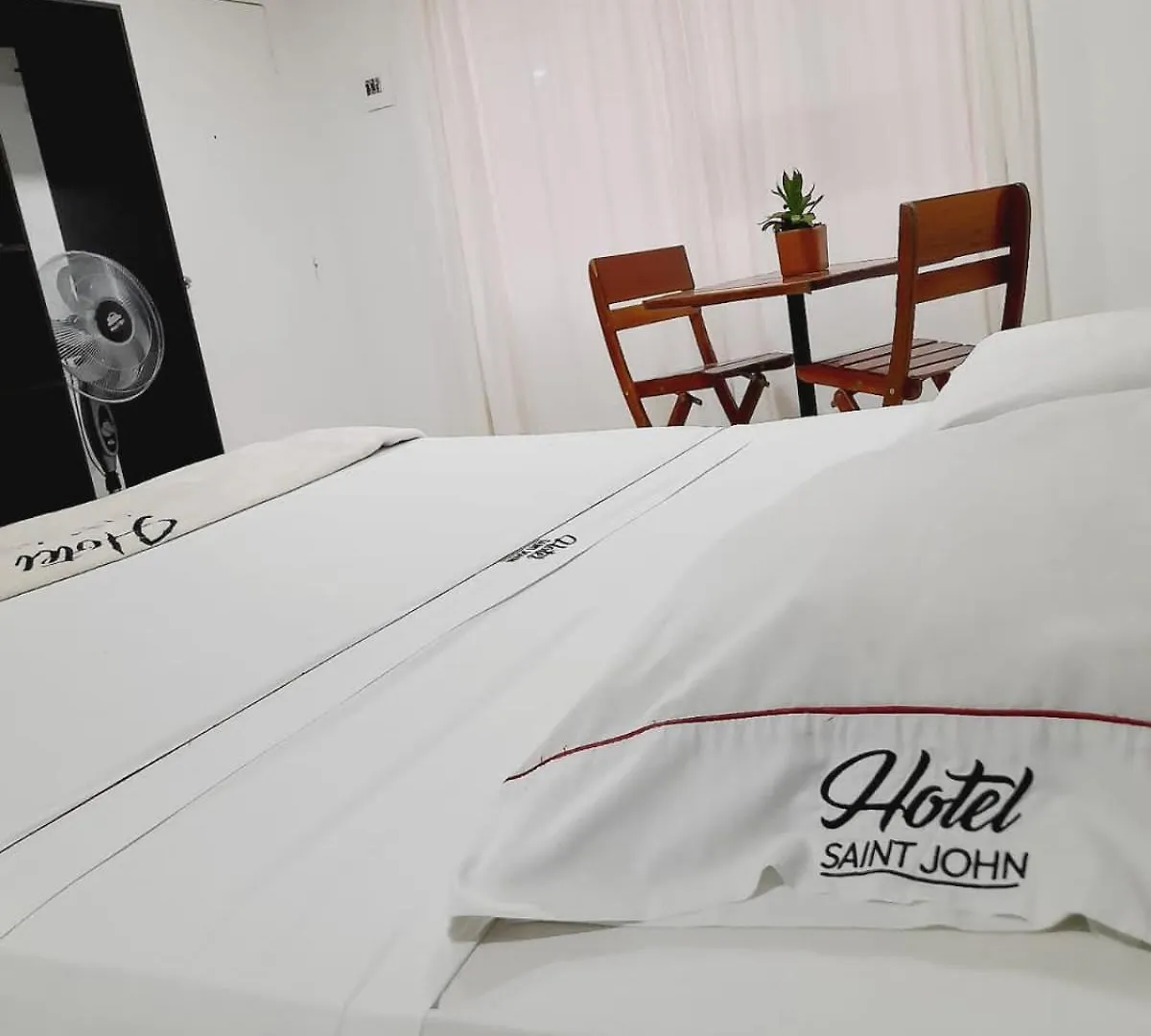 Hotel Saint John Medellin Colombia
