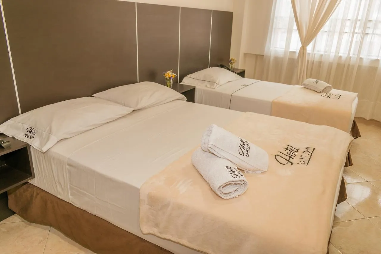 Hotel Saint John Medellin