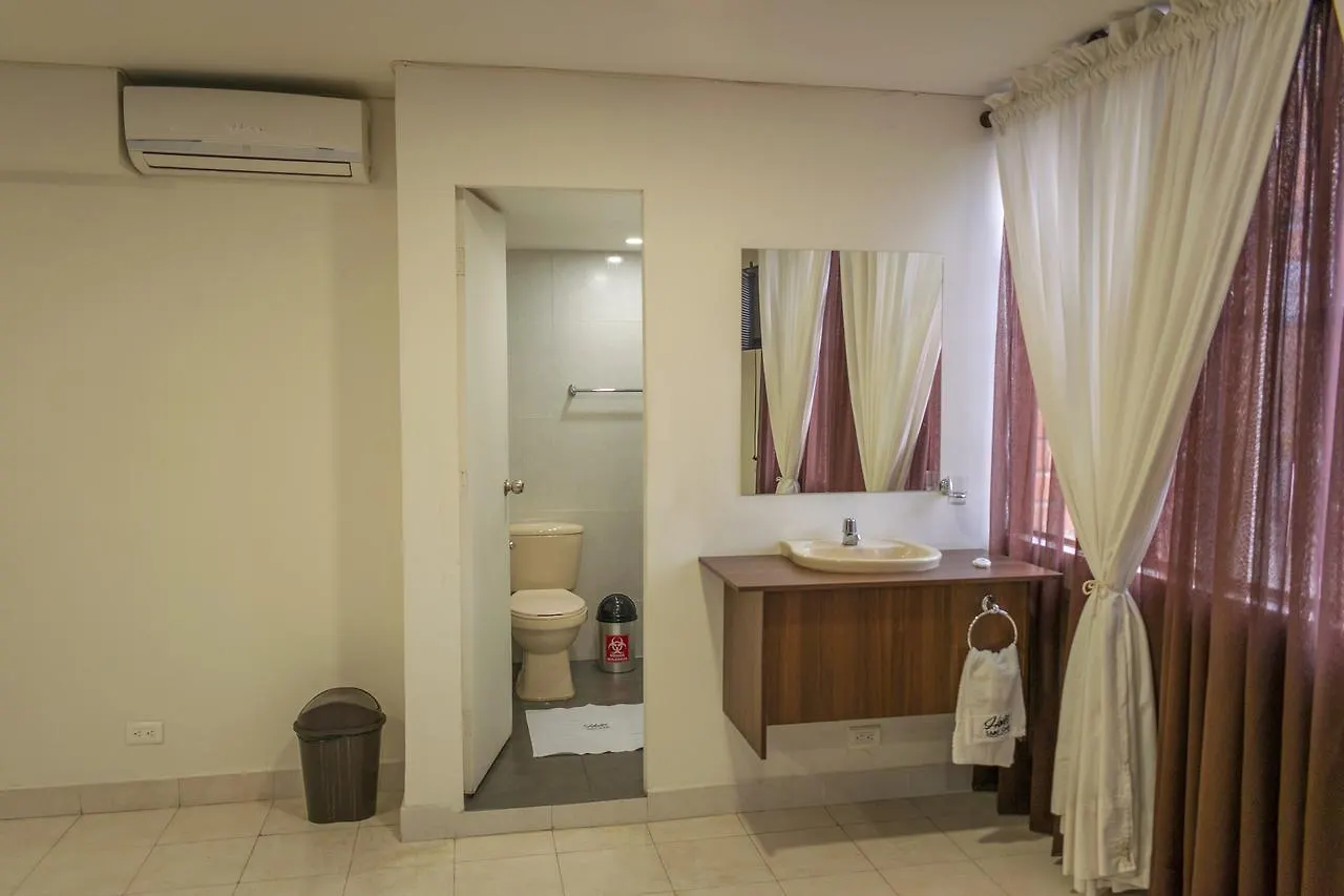 Hotel Saint John Medellin
